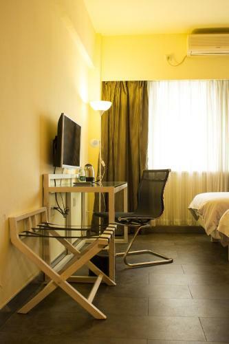 Hotel Yanjiang East Garden Inn