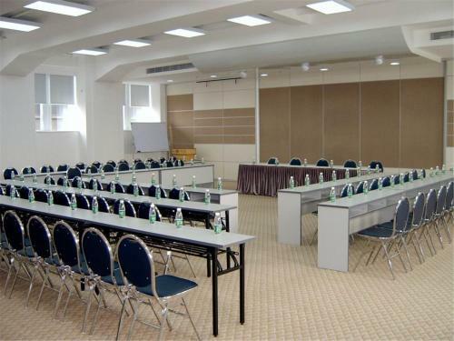 Guangzhou Aiqun Hotel