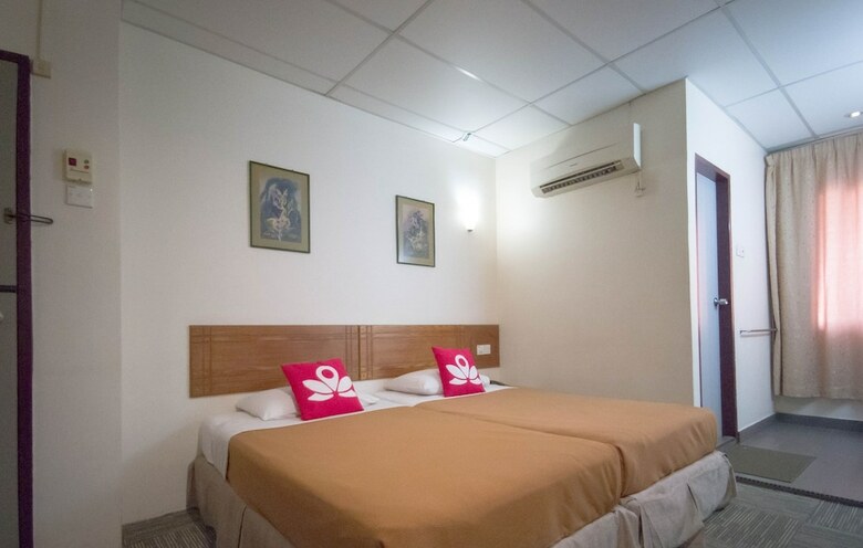 Coastal Park Hotel