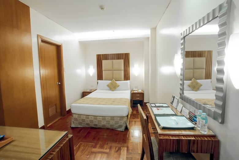 Hotel City Garden Suites Manila