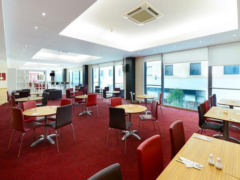 Hotel Ramada Encore Milton Keynes