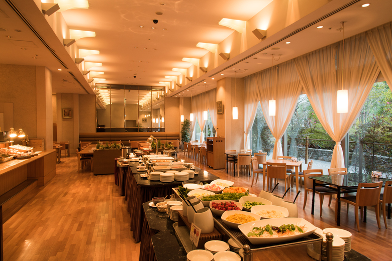 Toshi Center Hotel