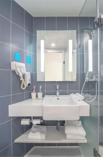 Hotel Hanting Express Hangzhou Wulin Gate