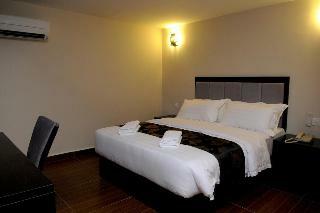 Kk Waterfront Hotel