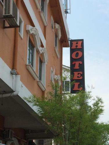 Hostal Suntec Hotel