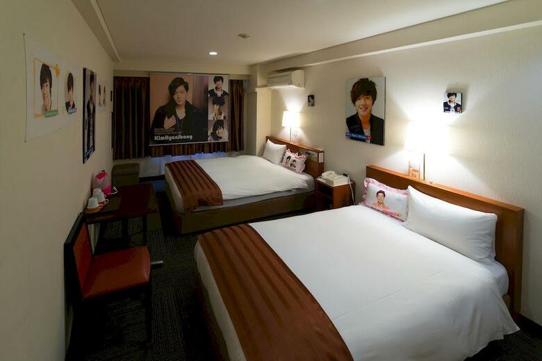 Tokyo Plaza Hotel