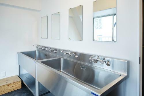 Irori Nihonbashi Hostel And Kitchen