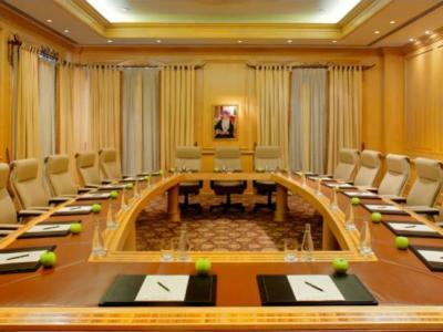 Hotel *grand Hyatt Muscat*