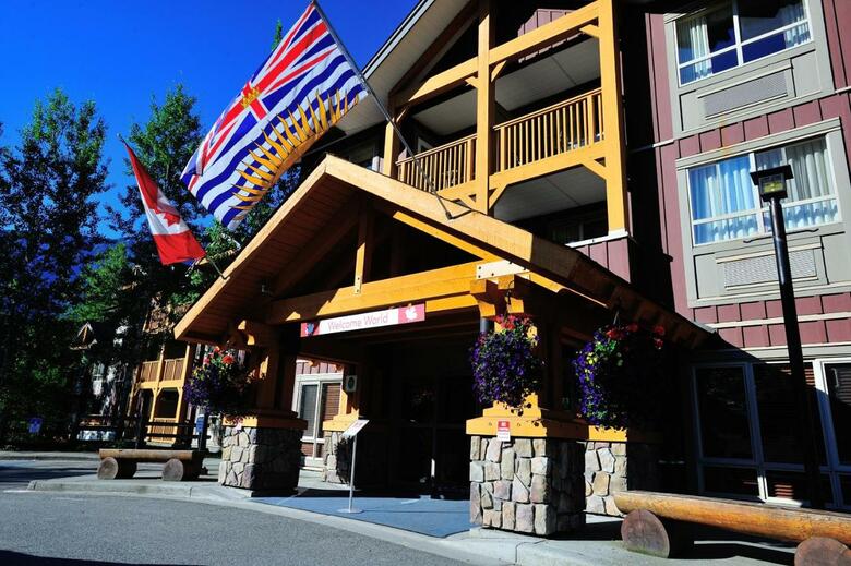 Hotel Pemberton Valley Lodge