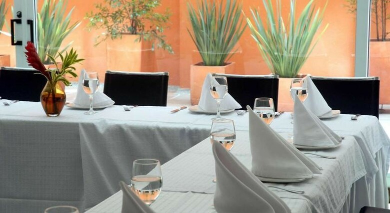 Hotel NH Bogot� Pavillon Royal
