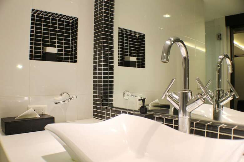 Hotel Amari Nova Suites