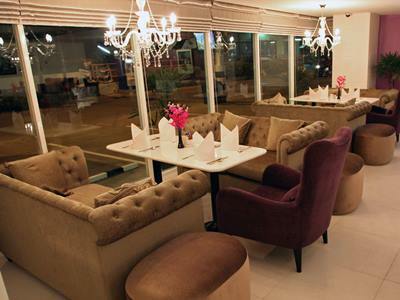 Hotel Amari Nova Suites