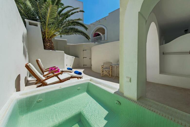 Hotel Atlantis Beach Villas