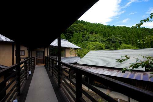 Yufuin Gettouan
