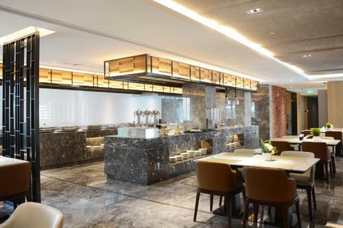 Shanghai Leisure Hotel