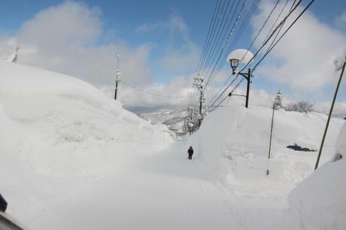 Hostal Japow House