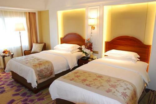 New Era Hotel