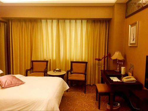 Green Land Hotel