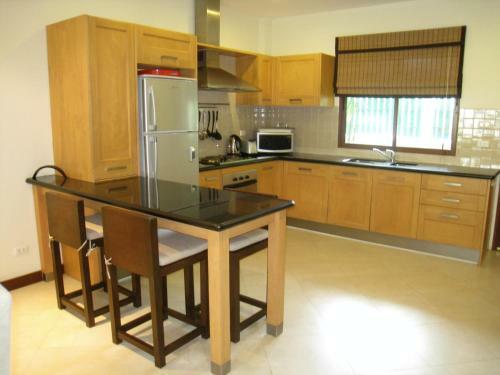 Baan Puri Apartments
