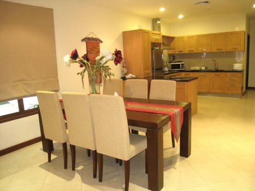 Baan Puri Apartments