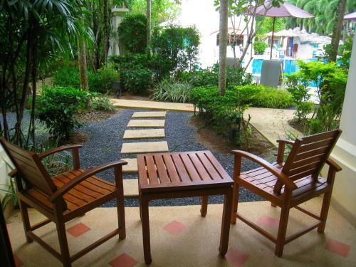 Baan Puri Apartments