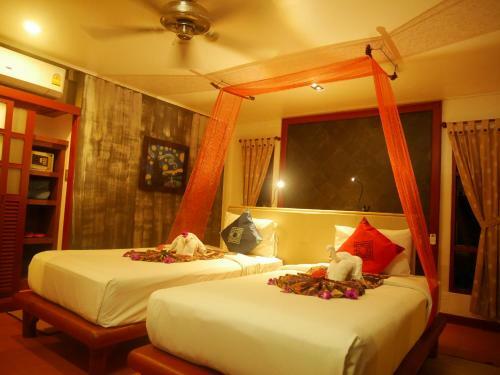 Hotel Bangtao Beach Chalet Resort