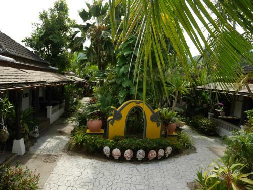 Hotel Bangtao Beach Chalet Resort