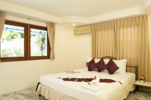 Hotel Bangtao Varee Beach
