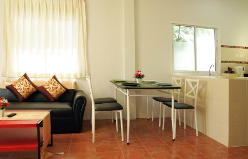 Hotel Bangtao Varee Beach