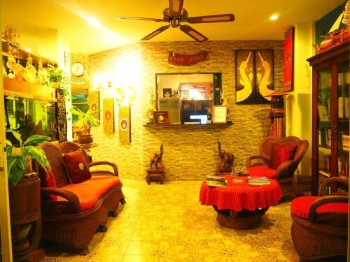 Apartamentos Baan Rosa
