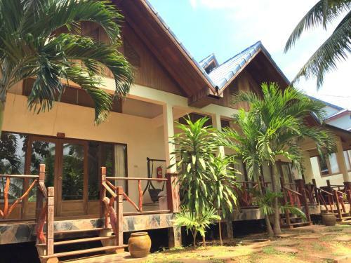 Hotel Koh Talu Island Resort