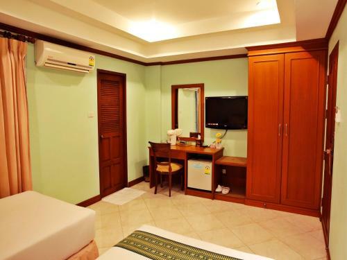 Hotel Baan Ss Karon