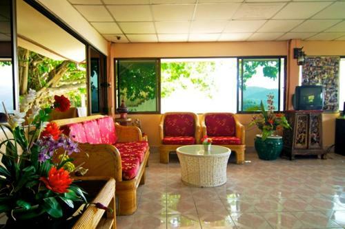 Hotel Baan Karon Hill Phuket Resort