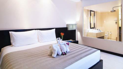 Hotel Apsara Beachfront Resort & Villa