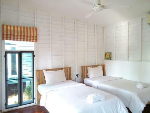 Sunshine Inn Resort