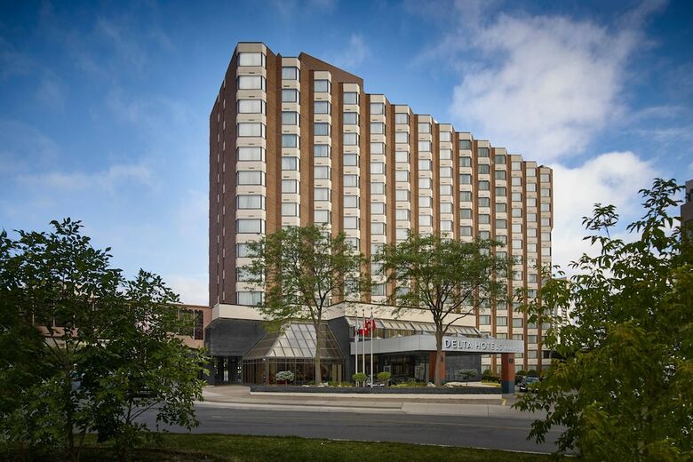 Novotel Toronto Mississauga Centre Hotel