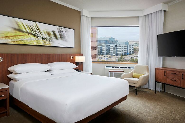 Novotel Toronto Mississauga Centre Hotel