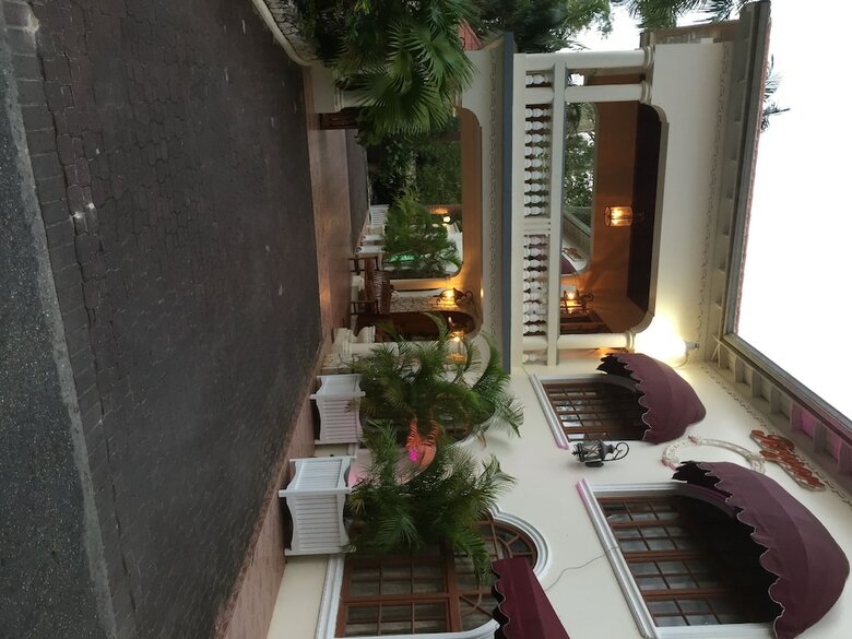 Hotel Rayon (.)