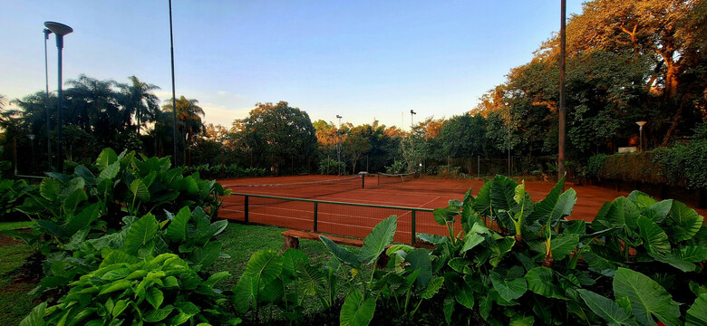 Raices Esturi�n Hotel