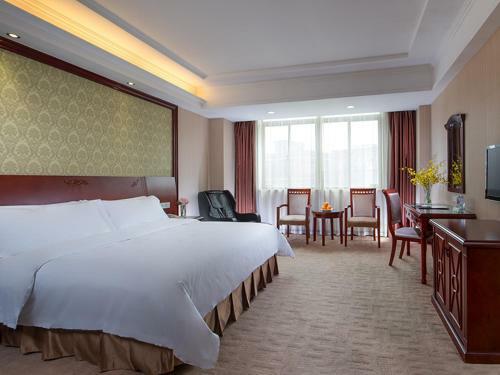 Vienna Hotel Longgang Longdong