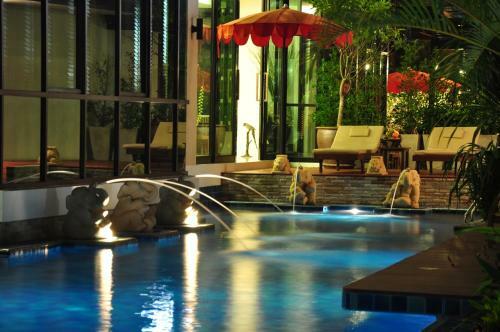 Royal Thai Pavilion Hotel