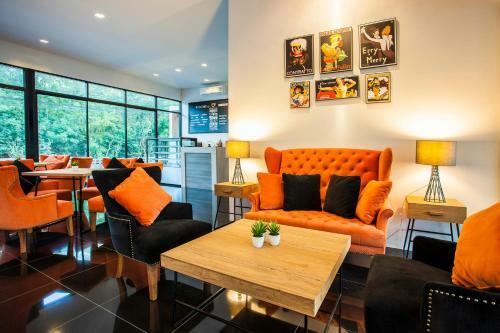 D Living Hotel