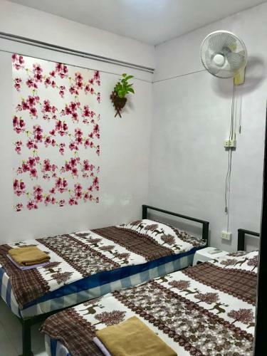 Hostal Artem's Guesthouse