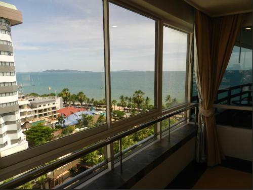 Apartamentos Jomtien Plaza Condotel