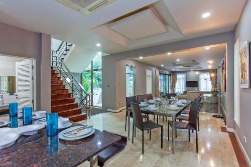 Angels Villa