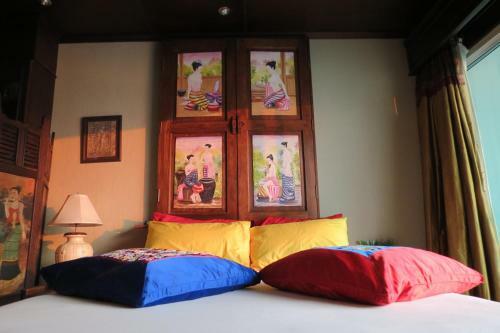View Talay 6 Suite Apartments