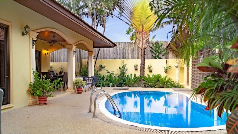 Coconut Paradise Villas