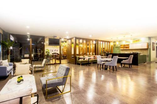 Hotel Sabai Empress
