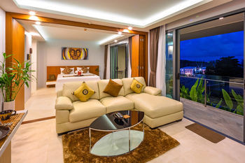 Aparthotel At The Tree Condominium Phuket