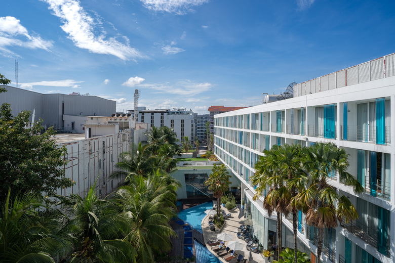 Hotel Baraquda Pattaya Mgallery Collection
